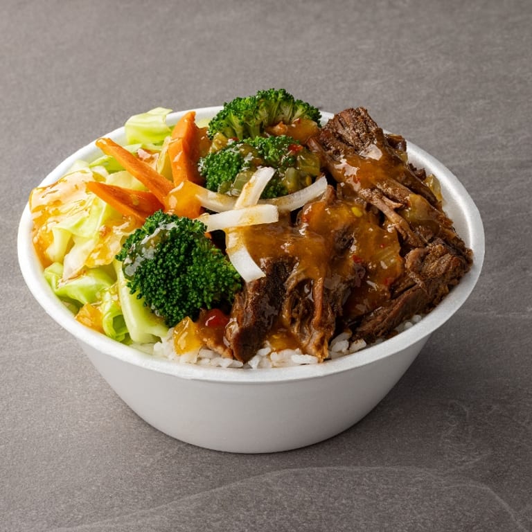 Delicious Chinese Cuisine: Noodles, Dumplings, Stir-fry